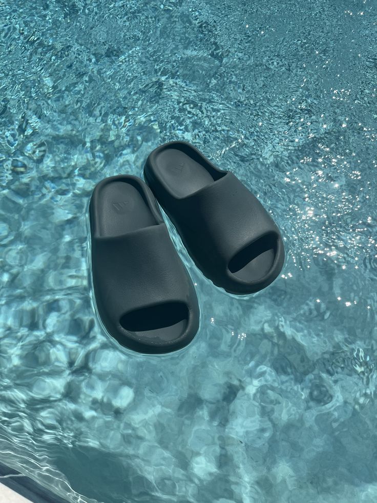 ye*zzy slide